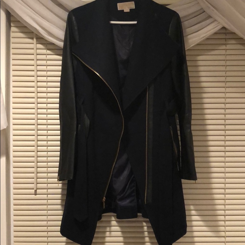 Great barely worn wool/faux leather jacket